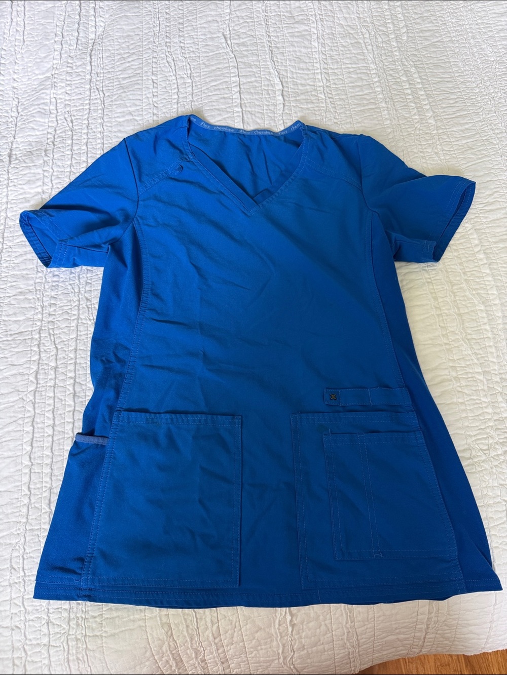 Cherokee iFLEX Women's V-Neck Scrub Top in Royal Blue